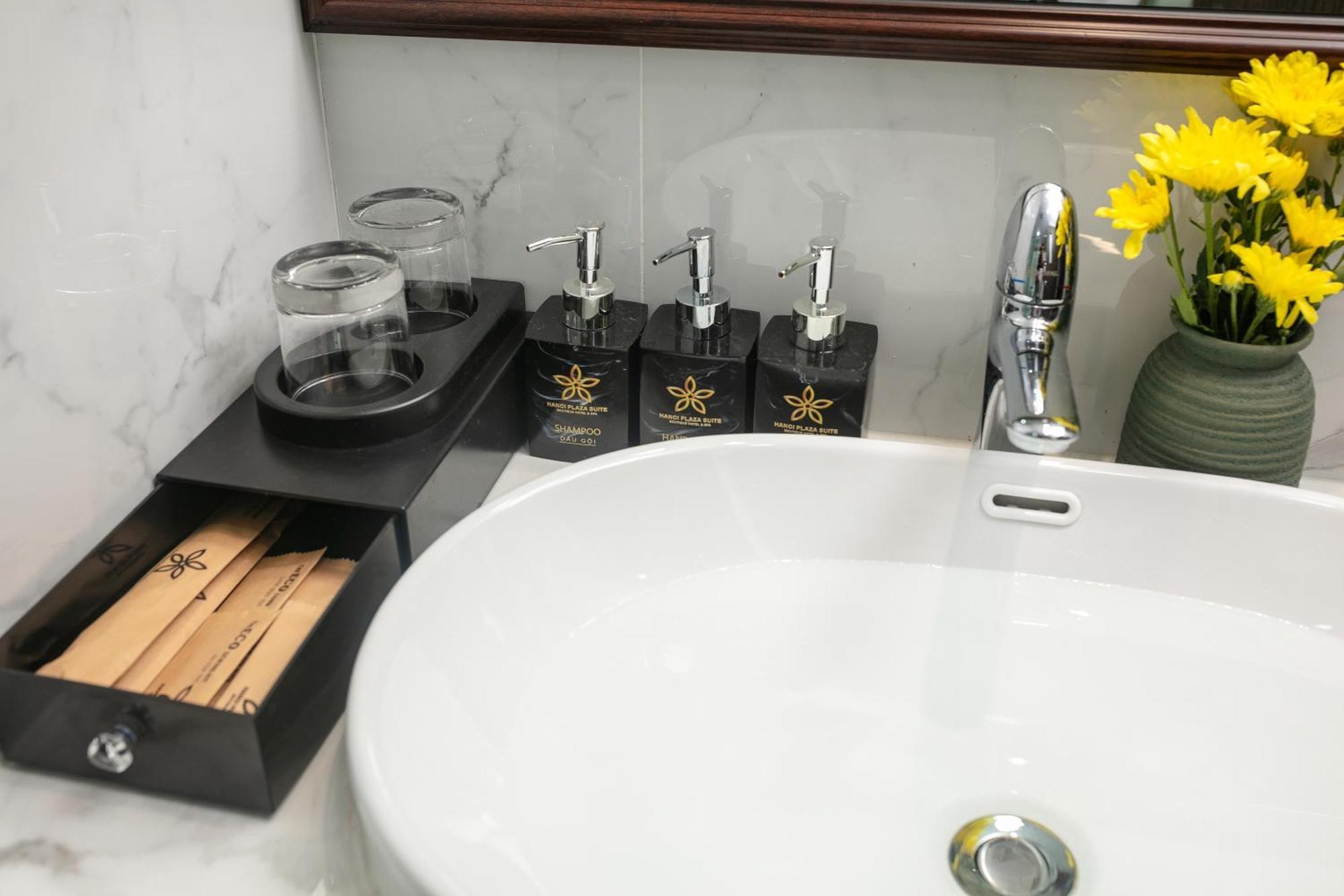 Hanoi Plaza Suite Hotel & Spa Ngoại thất bức ảnh